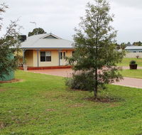Lake Tyrrell Accommodation - Suburb Australia