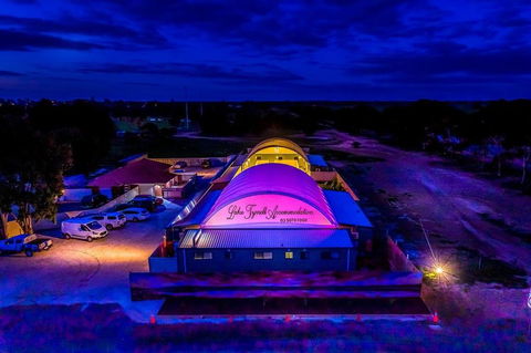 Lake Tyrrell Accommodation LTA - Suburb Australia 0