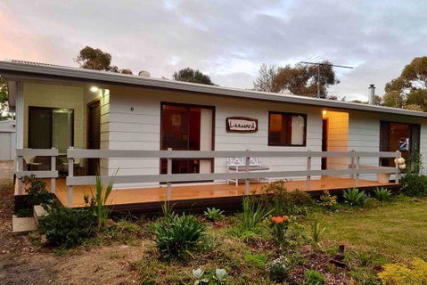 Leeward - Suburb Australia 1
