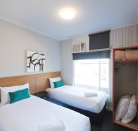 Links Hotel - Suburb Australia