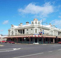 Madden's Commercial Hotel - Suburb Australia