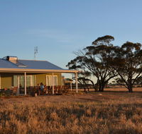Mary's Farm Cottages - Suburb Australia