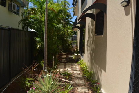Mediterranean Beachfront Apartments - Suburb Australia 2