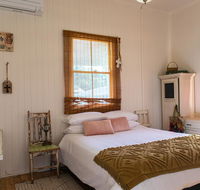 Meringandan Holiday Accommodation - Suburb Australia
