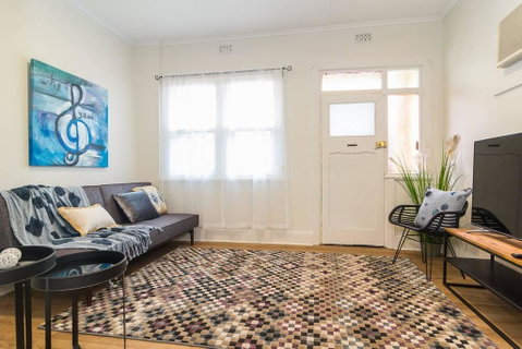 Minutes From The Beach, Shops And Parks! Free - Wifi - Nespresso - Netflix - Suburb Australia 3