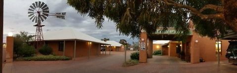 Mud Hut Motel - Suburb Australia 0