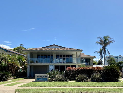 Nautilus Beachside Apartments - Suburb Australia 0