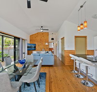 Newcastle Short Stay Apartments - Glebe Road Adamstown - Suburb Australia