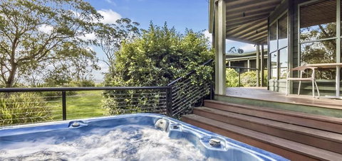 Noonaweena - Suburb Australia 1