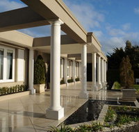 Norwood House Motel Receptions - Suburb Australia