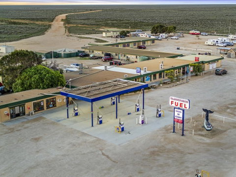 Nullarbor Roadhouse - Suburb Australia 2