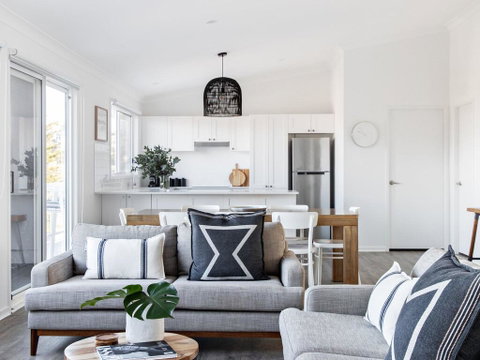 Ohana - Suburb Australia 3