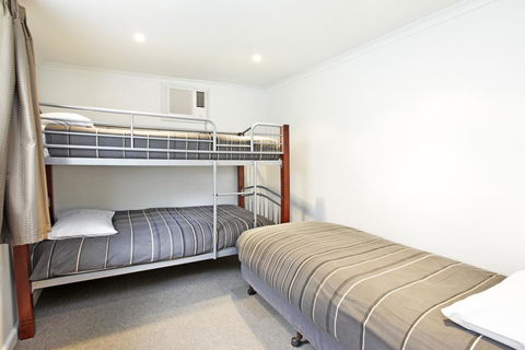 Otways Tourist Park - Suburb Australia 1
