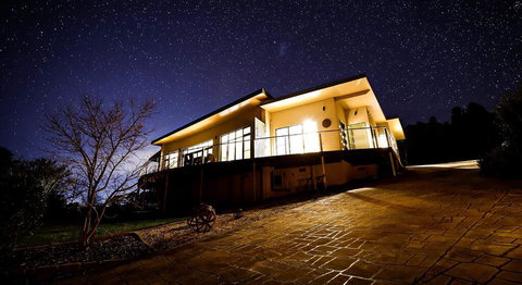 Ou+look BnB - Suburb Australia 3