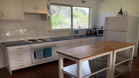 Our Place - 12 Boathaven Drive - Suburb Australia 2