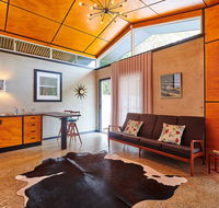 Palm Springs Suite - Suburb Australia