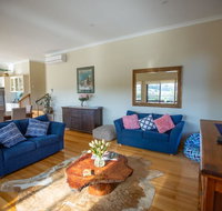 Paula's Place 8 Ti Tree Close Robe - Suburb Australia