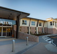 Porter's Plainland Hotel - Suburb Australia