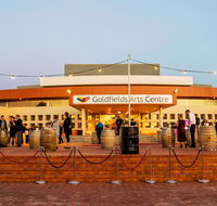 Prospectors Carriage House - Suburb Australia