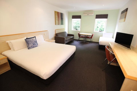 Red Bridge Motor Inn - Suburb Australia 0