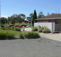 Rippleside Park Motor Inn - Suburb Australia