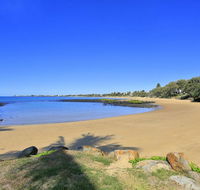 Royle Palms Beach Front Villa - Suburb Australia