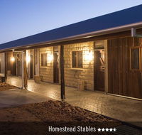 Saltbush Retreat - Suburb Australia