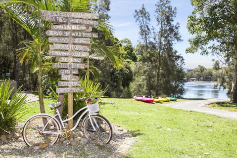 Seven Mile Beach Holiday Park - Suburb Australia 0