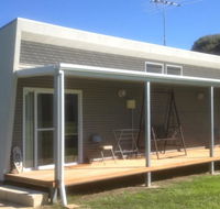 Shetland Park Chalets - Suburb Australia