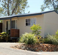 Silver Wattle Cabins - Suburb Australia