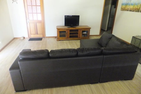 Simo's Place - Suburb Australia 0