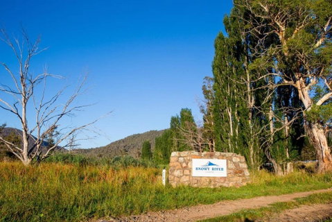 Snowy River Cabins - Suburb Australia 3