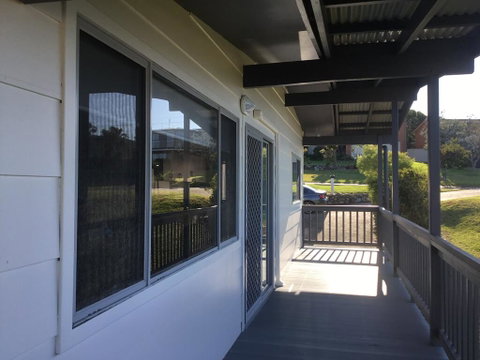 Sunnyside Holiday Home - Suburb Australia 2