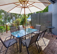 Sunset Waters Apartments - Suburb Australia