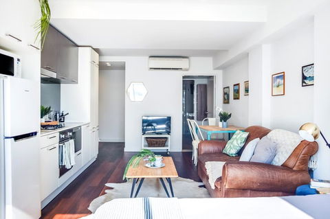 Sunshine City Loft! - Suburb Australia 3