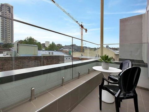 Sunshine City Loft! - Suburb Australia 2