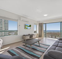 Sunshine Towers Holiday Apartments - Suburb Australia