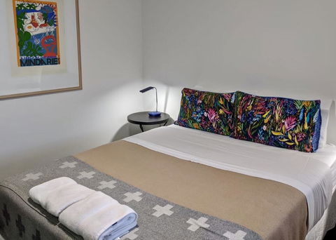 Superb 2 BR Apartment Minutes To CBD- Cen8 - Suburb Australia 3