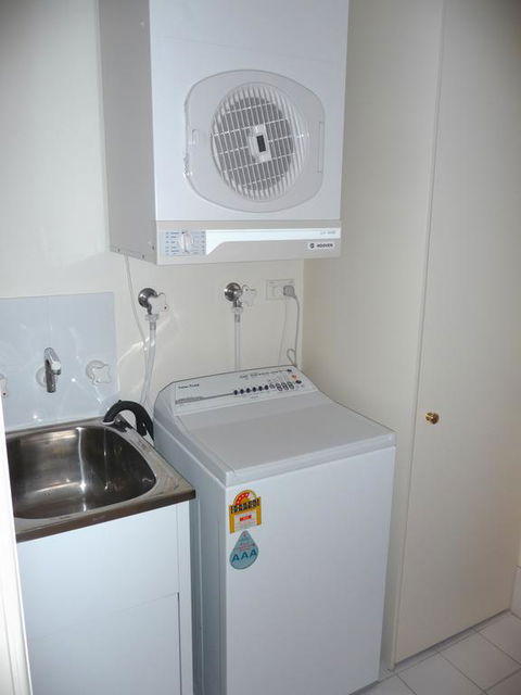 Superb Stay In Adelaides East End - Suburb Australia 3
