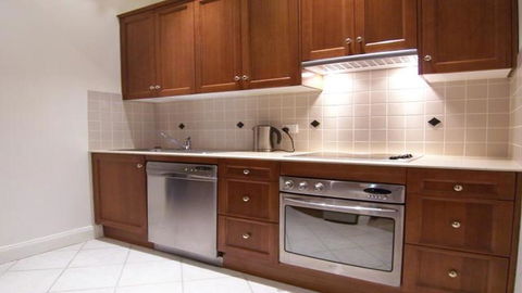 Superior Apartment With Views - Suburb Australia 3