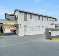 Surf Beach Motel Port - Suburb Australia