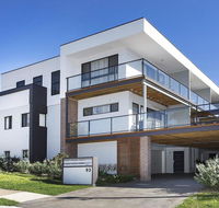 Surf Beach Townhouse - Suburb Australia