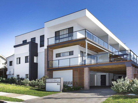 Surf Beach Townhouse - Suburb Australia 0