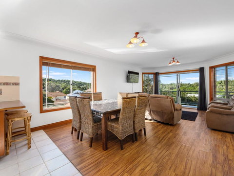 Surf Mist - Suburb Australia 2