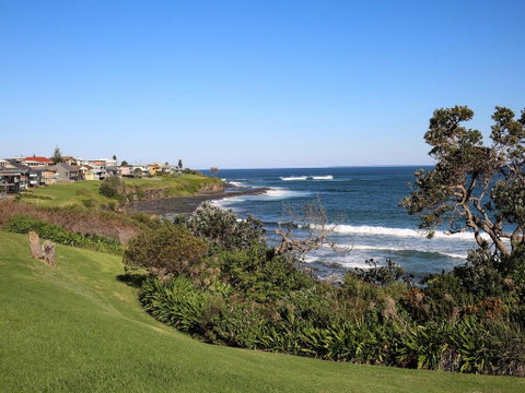 Surfrider - Suburb Australia 2
