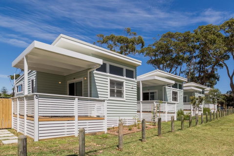 Surfside Cudmirrah Beach - Suburb Australia 1
