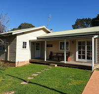 Sutton Forest Cottage - Suburb Australia