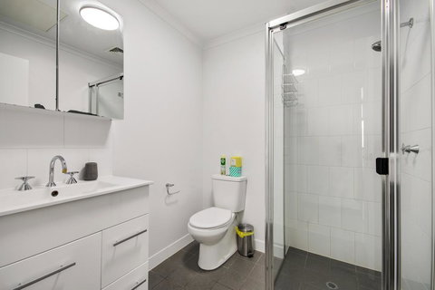 Swainson On Synagogue - Suburb Australia 2