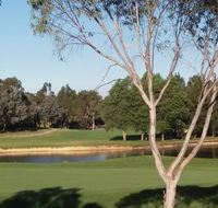 Sweet Home by the Golf Course - Suburb Australia