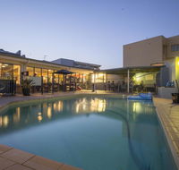 Sydney Beachouse YHA - Suburb Australia